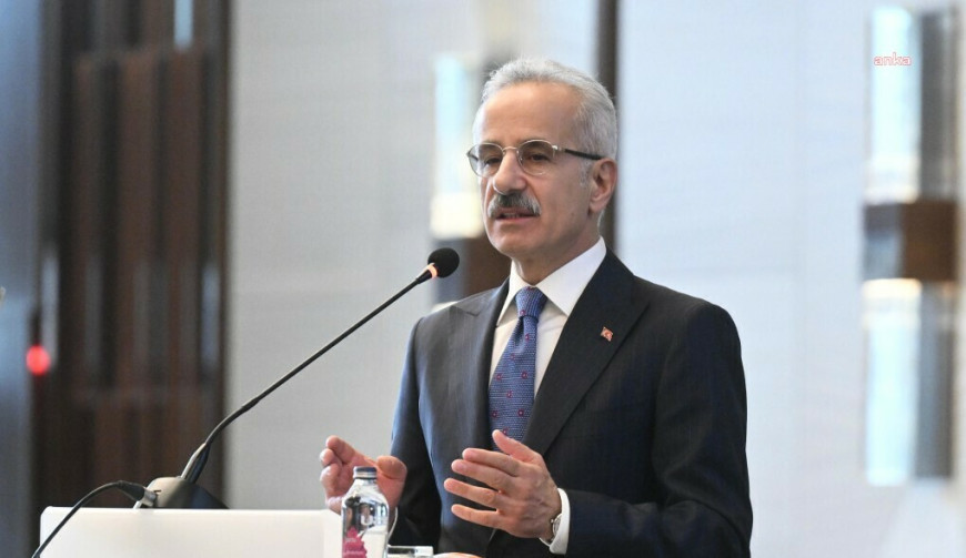 Özgür Özel'e fiziksel saldırı... Abdulkadir Uraloğlu: "Siyasete, demokrasiye ve toplumsal barışa yönelik şiddetin hiçbir türlüsü kabul edilemez"