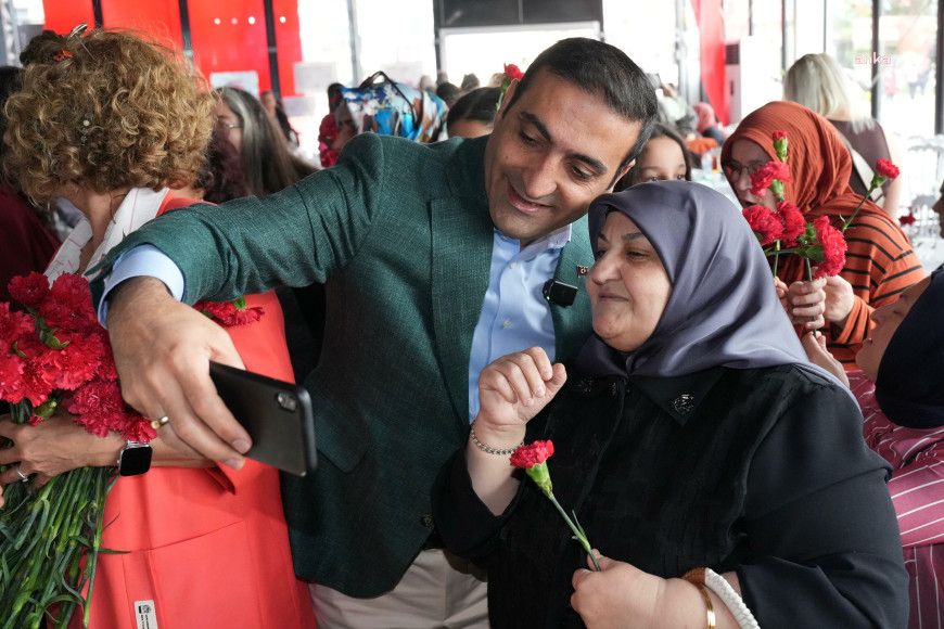 Beyoğlu’nda Anneler Günü renkli etkinliklerle kutlandı