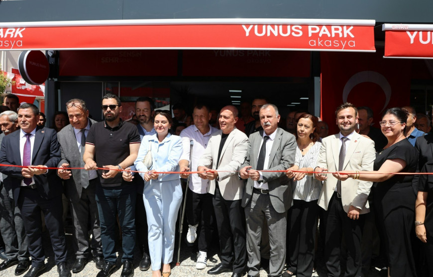 Yunusemre Belediyesi'nden Muradiye'ye yeni sosyal alan 