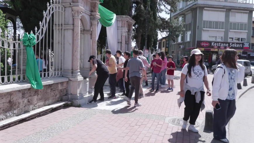 Özel gereksinimli bireyler, Bursa’nın güzelliklerini ‘Engelsiz tur’ ile tanıdılar