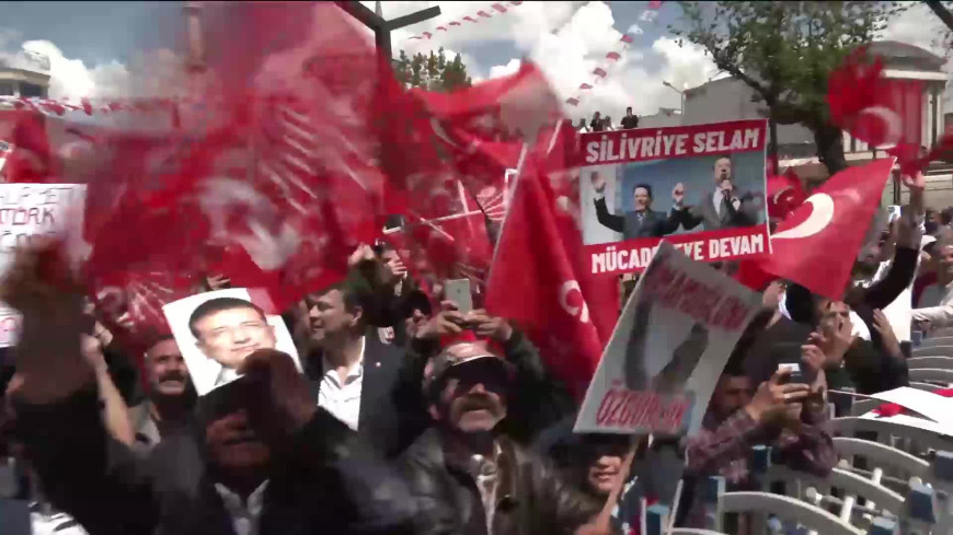 Özel'in "Milletin Kalesi" dediği Van'da CHP mitingi... "Tüm şehirler artık bu milletin, bu halkın, kardeşliğin kalesi"