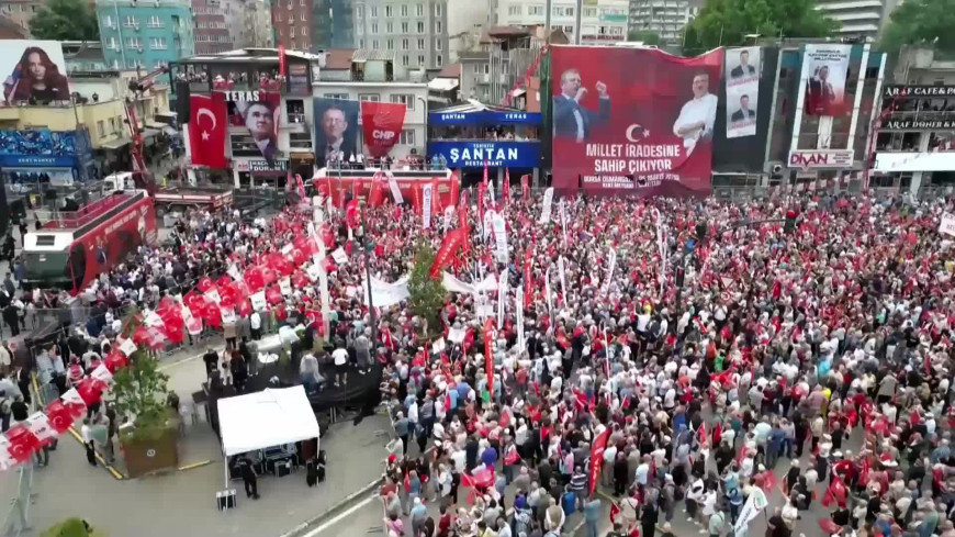 CHP’nin “Millet İradesine Sahip Çıkıyor” Bursa mitingi… Bursa Büyükşehir Belediye Başkanı Bozbey: “Ekrem İmamoğlu sadece İstanbul’un değil, Türkiye’nin umududur”