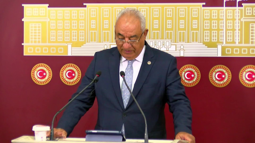 Önder Aksakal: PKK, iradesi altındaki tüm unsurları ve kollarıyla birlikte kendini feshettiği konusunda samimiyetini ispat etmelidir