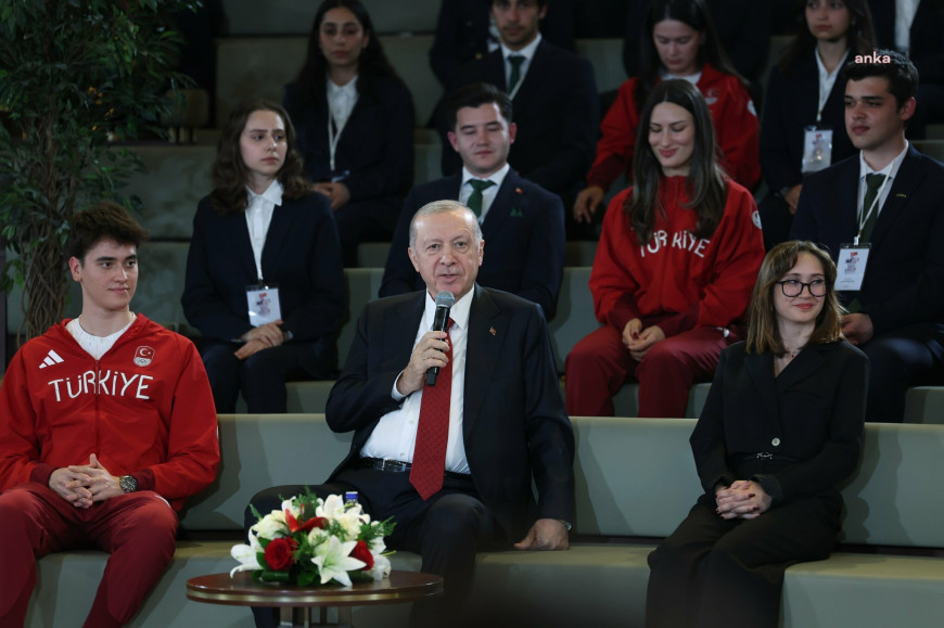Cumhurbaşkanı Erdoğan: Yeni anayasa noktasında çalışmamak veya onu ertelemek mümkün değil