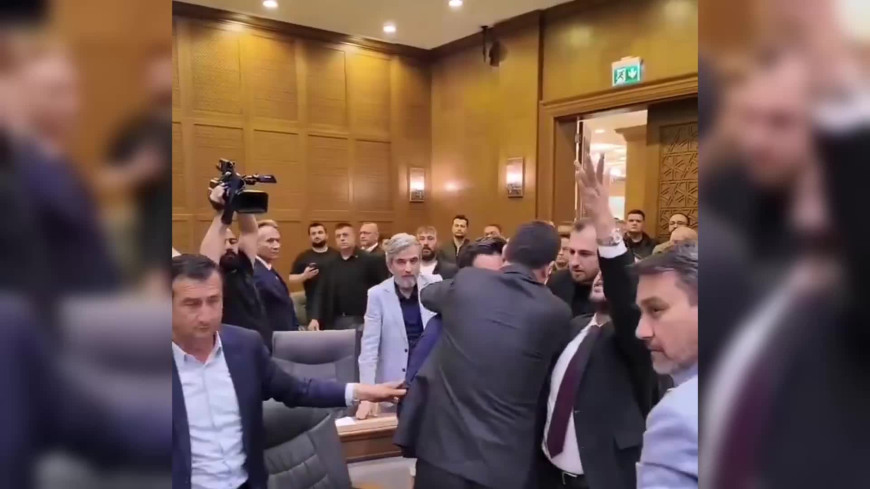 Bursa Büyükşehir Belediye Başkanı Bozbey'den Büyükşehir Meclisi'nde yaşanan hakaret ve saldırıya tepki