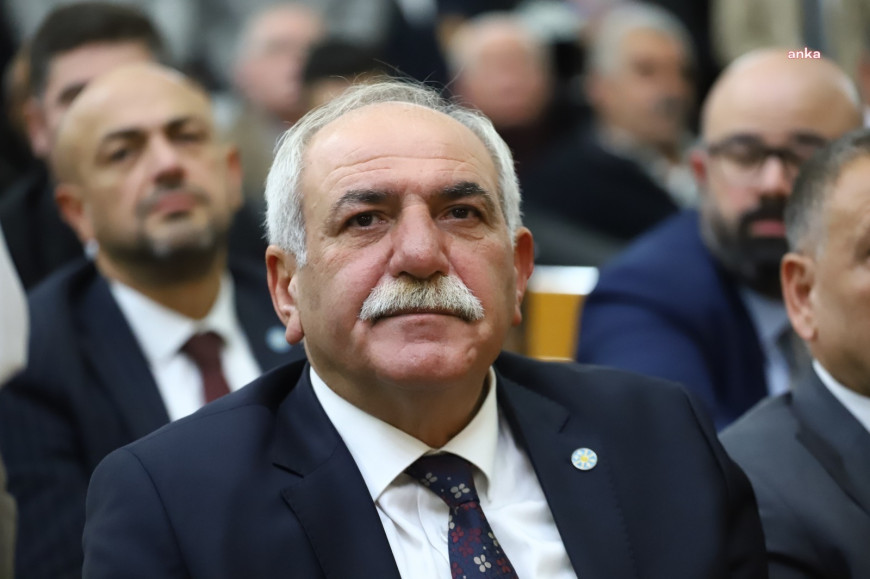 Özgür Özel'e fiziksel saldırı... İYİ Partili Durmuş: "Yaşanan gelişmeler, hukuk devleti ilkesinin yeniden değerlendirilmesini zorunlu kılmaktadır"