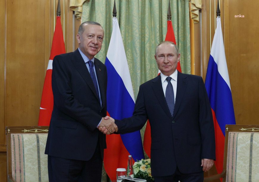 Rusya Devlet Başkanı Putin, 15 Mayıs'ta İstanbul'da Ukrayna ile doğrudan müzakerelerin yeniden başlatılmasını teklif etti