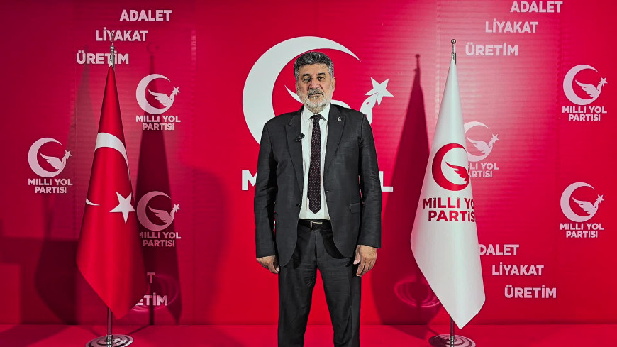 Özgür Özel’e fiziksel saldırı... Remzi Çayır: “Atılan yumruk, demokrasiye atılmış bir yumruktur”
