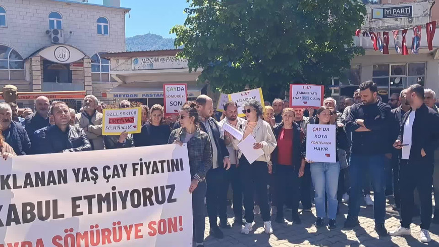 Kemalpaşalı çay üreticilerinden 'fiyat' protestosu: "Alın terimizin karşılığı olan 35 lirayı çay üreticisine verin"