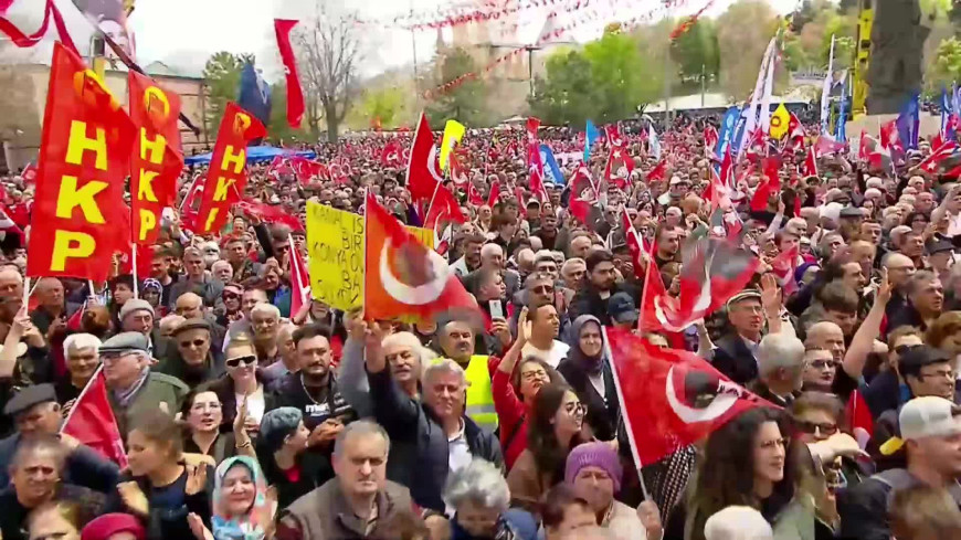 CHP'nin "Millet İradesine Sahip Çıkıyor" mitingi... Mansur Yavaş: ''Korkuyoruz ki bugün artık seçim de yapmamanın çaresine bakacaklar''