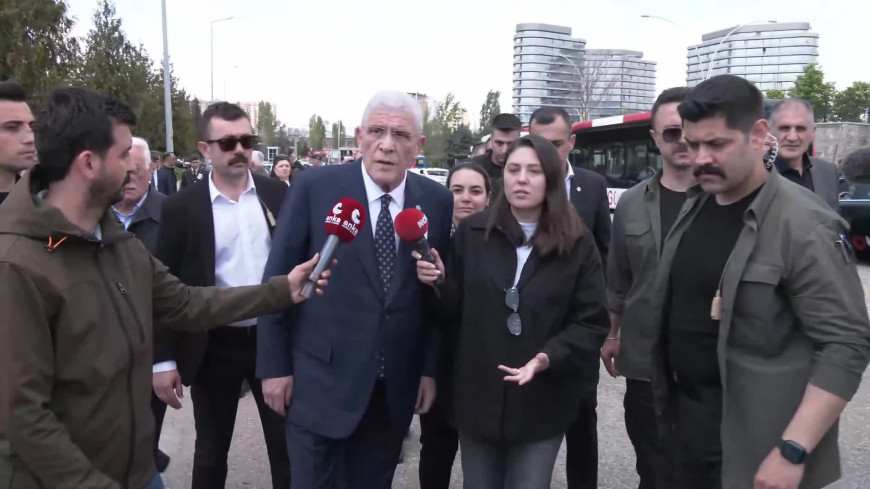 Özgür Özel’e fiziksel saldırı… İYİ Parti Genel Başkanı Müsavat Dervişoğlu: "Bir kesim insan eğer bu iktidara karşı birine yönelik suç işleme eğiliminde bulunuyorsa cezasız kalacağına dair bir intiba ediniyor"