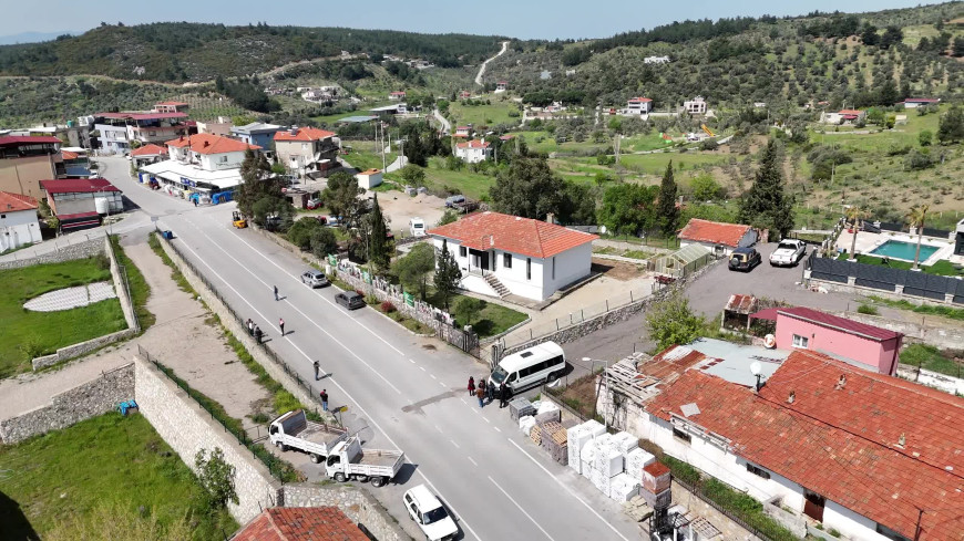Buca Belediyesi Kızılçullu Tarım Okulu’nda çocuklara tarım eğitimi veriyor 