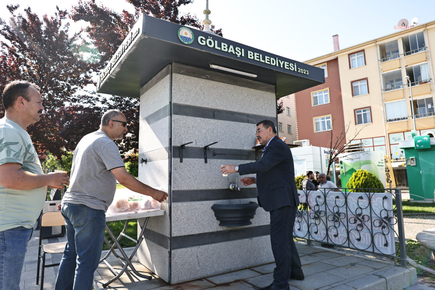 Gölbaşı Belediyesi'nden vatandaşlara çorba ikramı