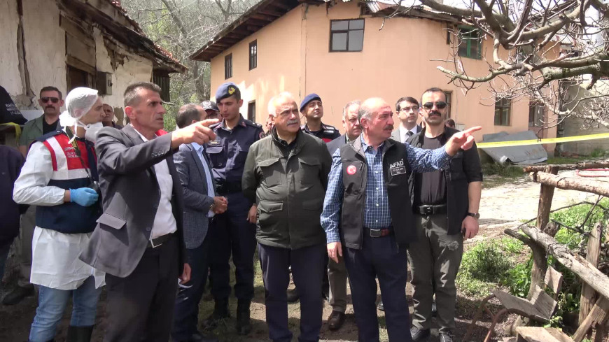 Çorum Valisi Çalgan: "Yangından etkilenen vatandaşlarımızın yaraları en kısa sürede sarılacak"