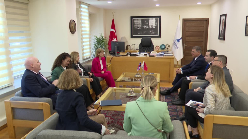 Birleşik Krallık Büyükelçisi’nden Başkan Tugay’a ziyaret