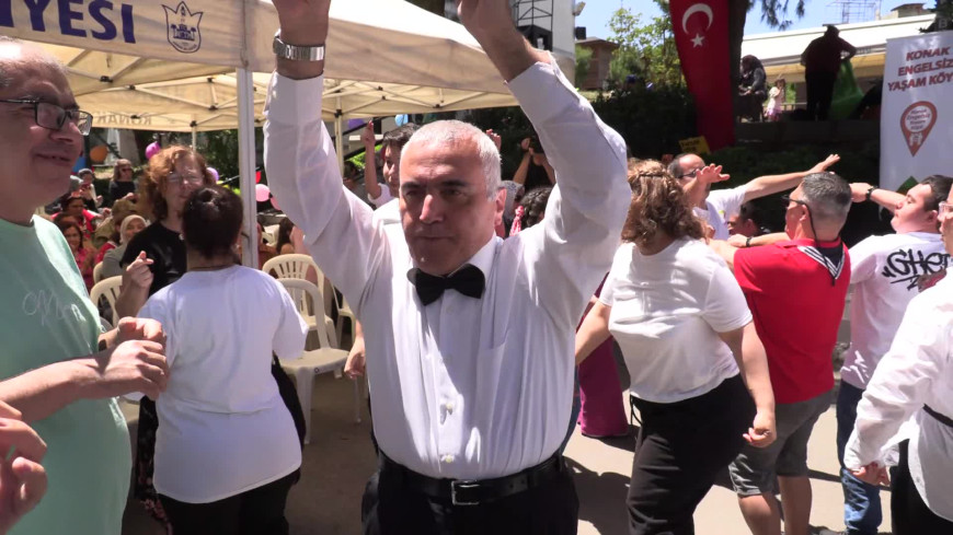 Konak’ta Engelliler Haftası’na engelsiz kutlama