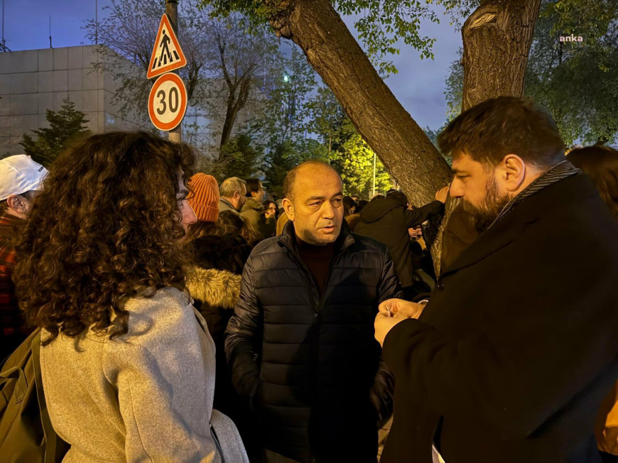 CHP, 1 Mayıs'ta gözaltına alınan yurttaşların sürecini takip ediyor... Özgür Karabat: Hiç kimseyi yalnız bırakmayacağız