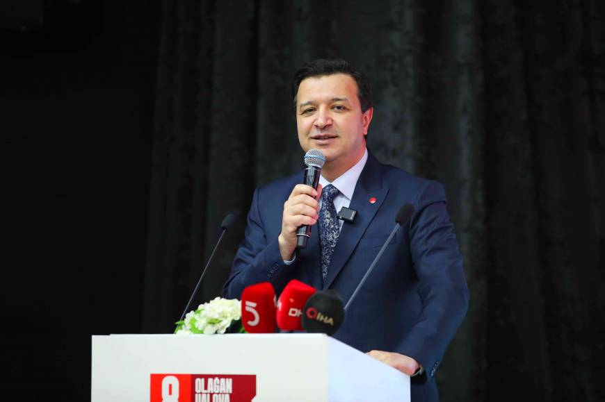 Saadet Partisi Genel Başkanı Arıkan, partisinin Yalova 8'inci Olağan İl Kongresi'ne katıldı