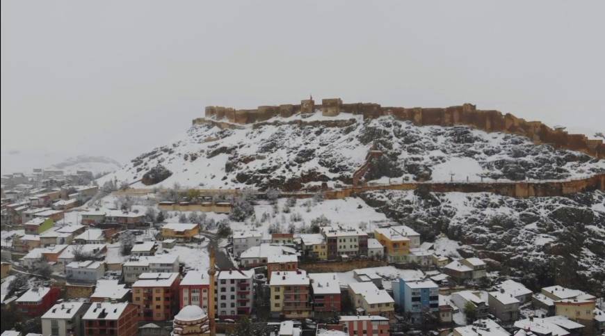 Bayburt'ta termometreler eksi 16 dereceyi gösterdi