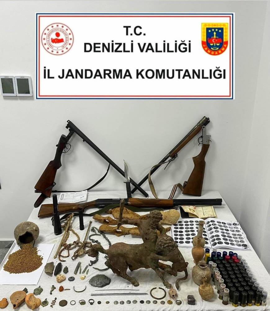 Denizli'de tarihi eser kaçakçılığı operasyonu; 2 gözaltı