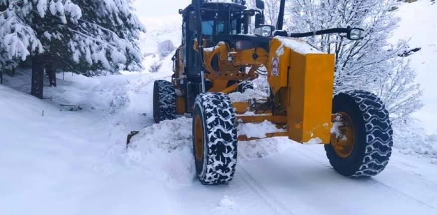 Elazığ'da 54 köy yolu ulaşıma kapandı