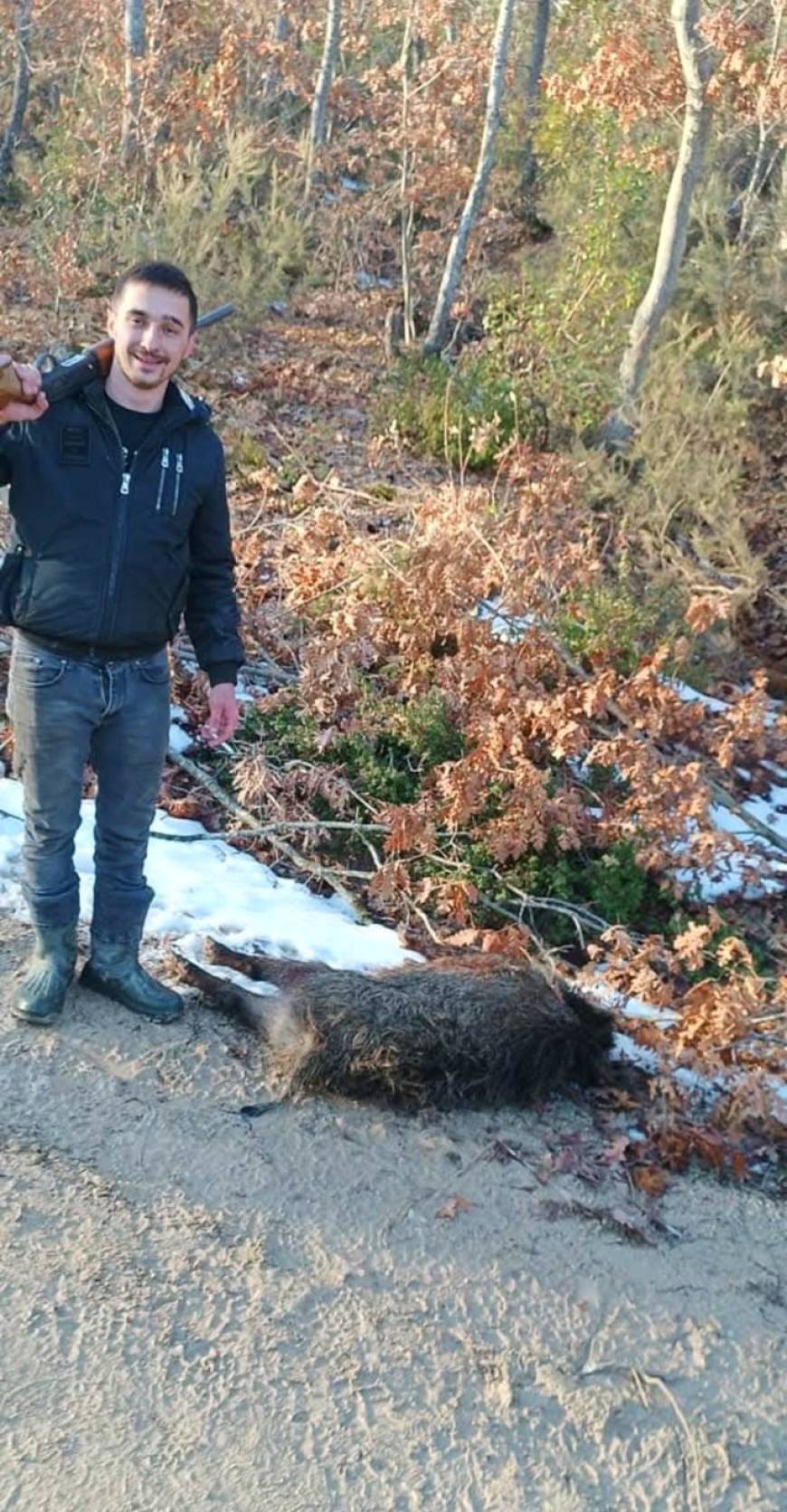 Av dönüşü otomobilden inerken tüfeği ateş aldı, hayatını kaybetti