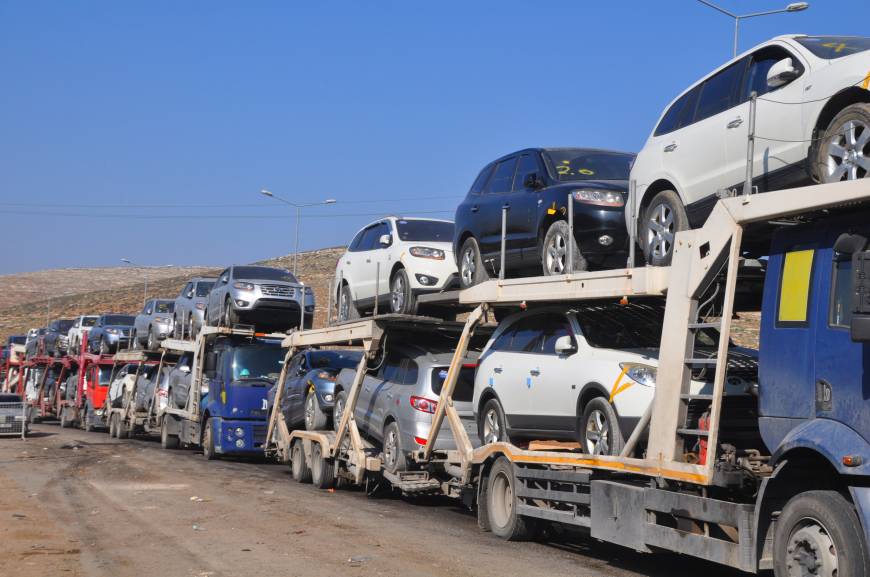 Baas rejimi çöktü, transit geçiş ile Suriye'ye sıfır ve ikinci el araç sevkiyatı rekor kırdı