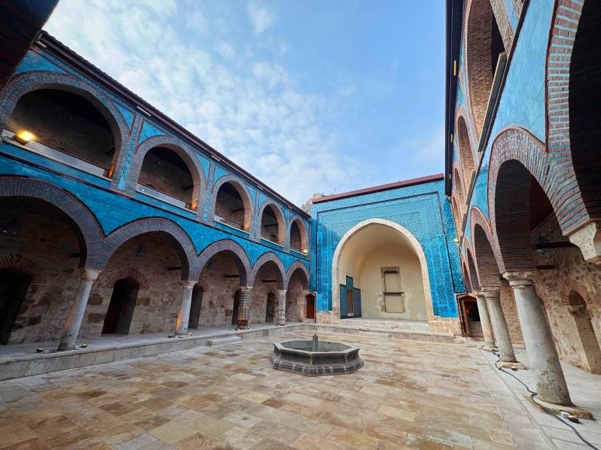 748 yıllık Gök Medrese'nin restorasyon çalışmalarında sona gelindi