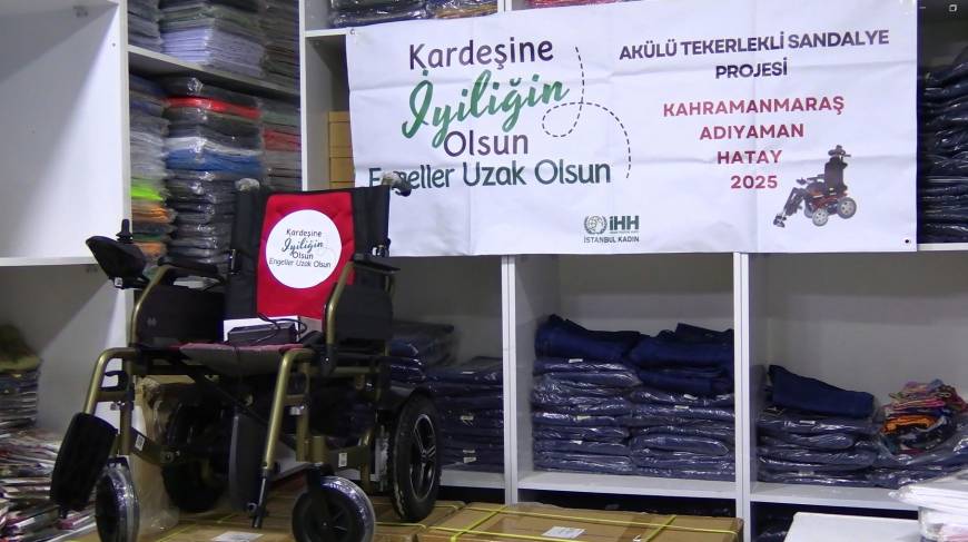 İHH deprem bölgelerinde 50 adet elektrikli tekerlekli sandalye dağıttığını duyurdu