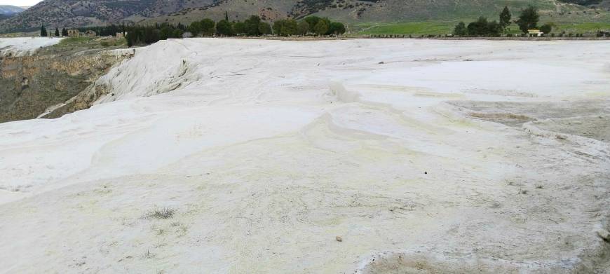 Pamukkale'de kuraklık tehdidi; suyun debisi düştü