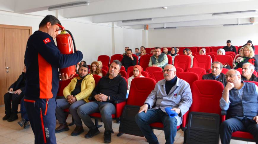 AFAD'dan öğrencilere deprem, öğretmenlere yangın eğitimi / Ek fotoğraflar