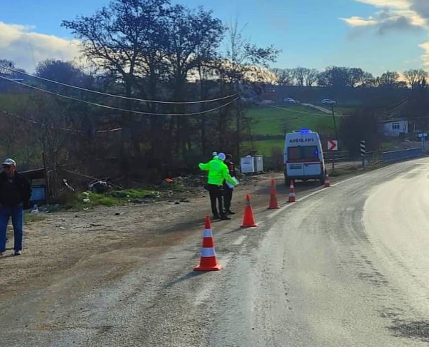 TIR ile çarpışan motosikletin sürücüsü öldü