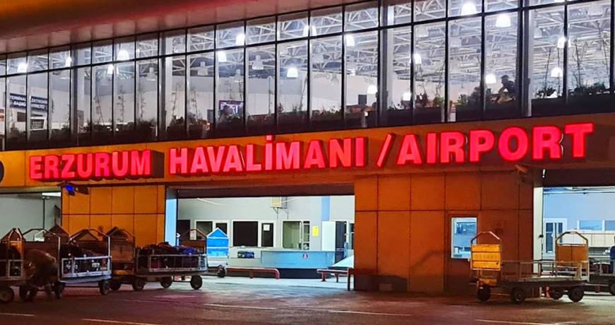 Antalya'dan kalkan uçak, yolcuların kavgası nedeniyle Erzurum'a zorunlu iniş yaptı