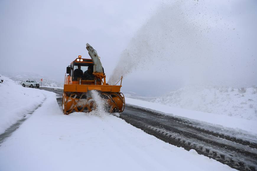 Bingöl’de 215 köy yolu, kardan ulaşıma kapandı