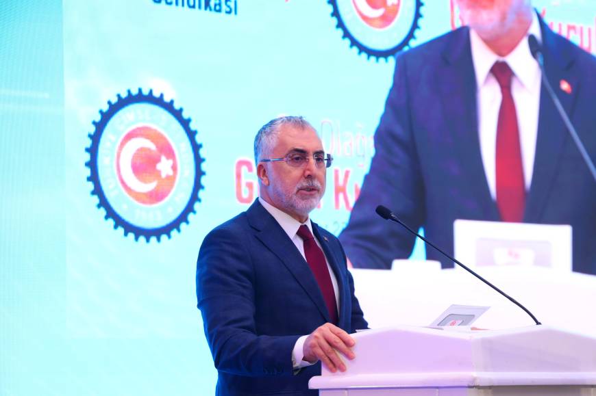 Bakan Işıkhan: Tehdit diliyle, milletin iradesine müdahale etmek isteyenlere izin vermeyiz