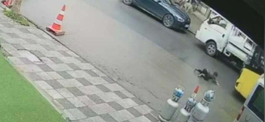 İstanbul- Ataşehir'de İETT otobüsü çocuğa çarptı; kaza kamerada