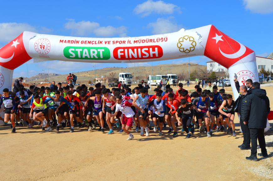 Mardin, Atletizm Okul Sporları Kros Grup Şampiyonası’na ev sahipliği yaptı