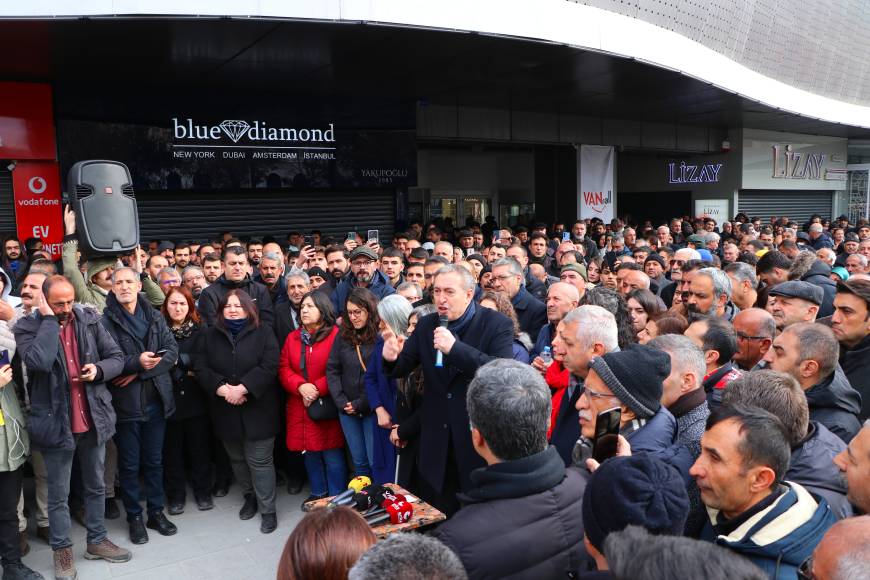 DEM Parti’li Bakırhan: Barış ve çözüm istiyoruz