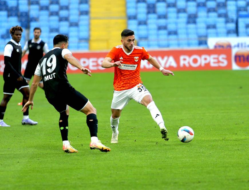 Viennalife, Adanaspor'a forma göğüs sponsoru oldu