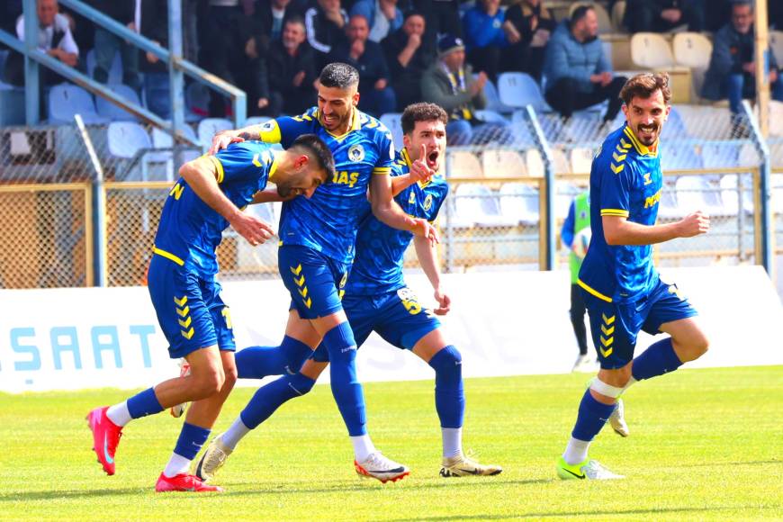 Menemen FK evinde kayıp istemiyor