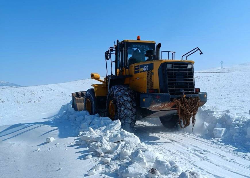 Van'da 264 yerleşim yeri ulaşıma kapandı