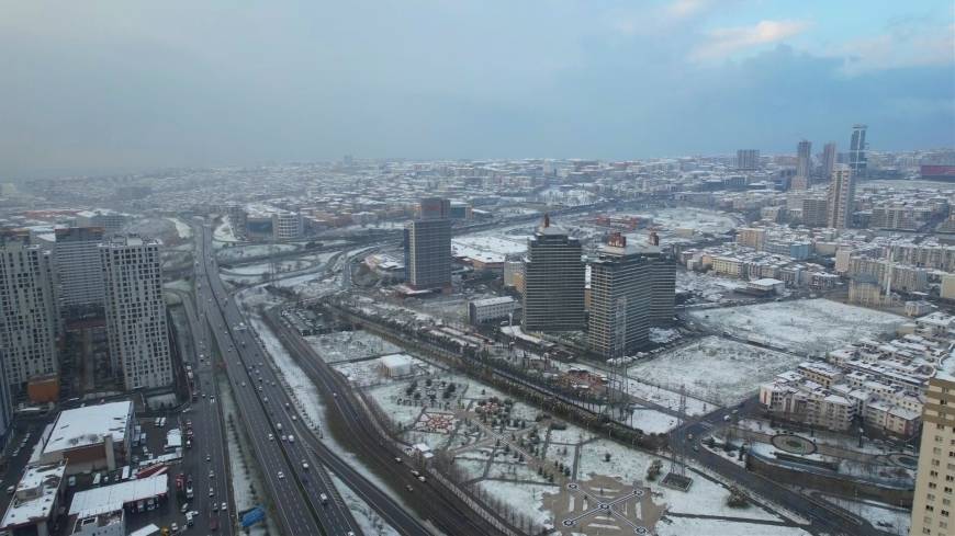 İstanbul- Kar yağışının ardından Esenyurt havadan görüntülendi