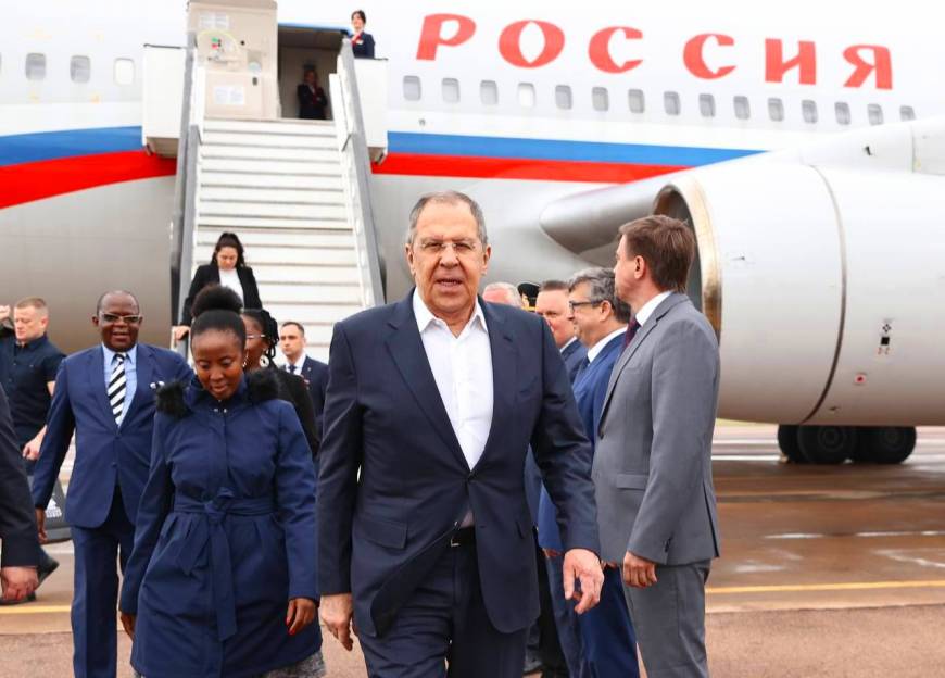 Rusya Dışişleri Bakanı Lavrov, G20 Dışişleri Bakanları Toplantısı için Güney Afrika’da