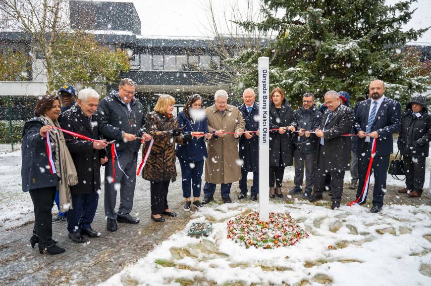 Bahçeşehir Üniversitesi, ‘Barışı Birlikte İnşa Etmek’ etkinliğinde uluslararası isimleri misafir etti