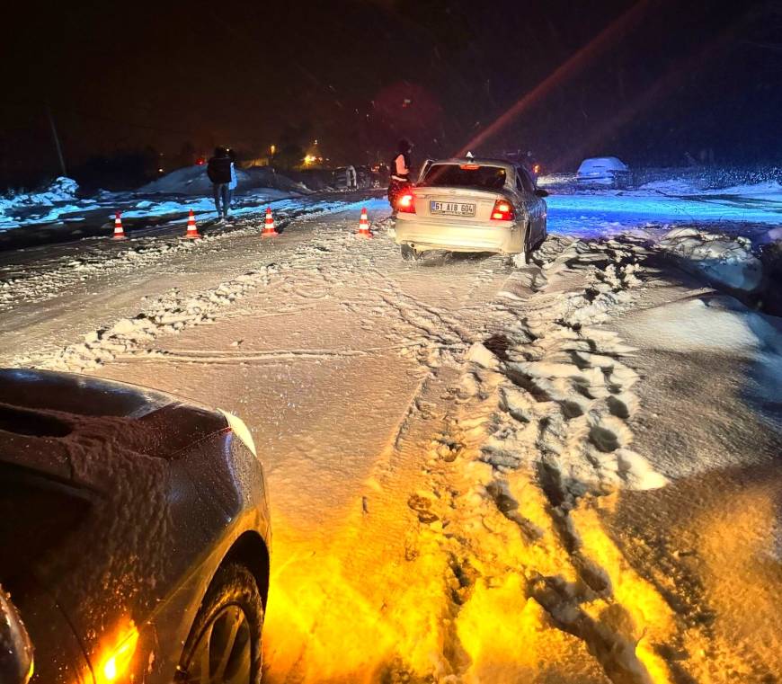 Samsun'da 'kar' eğlencesine gidenler, dönüş yolunda mahsur kaldı