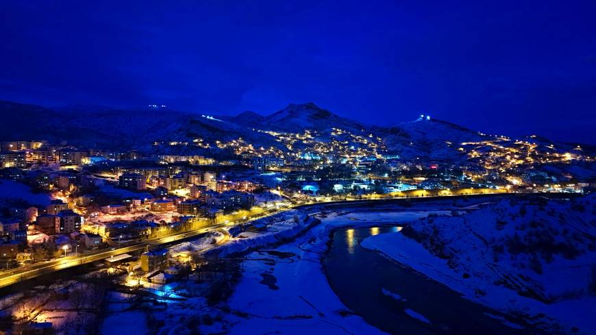 Tunceli beyaza büründü; güzel manzaralar dron kamerasında