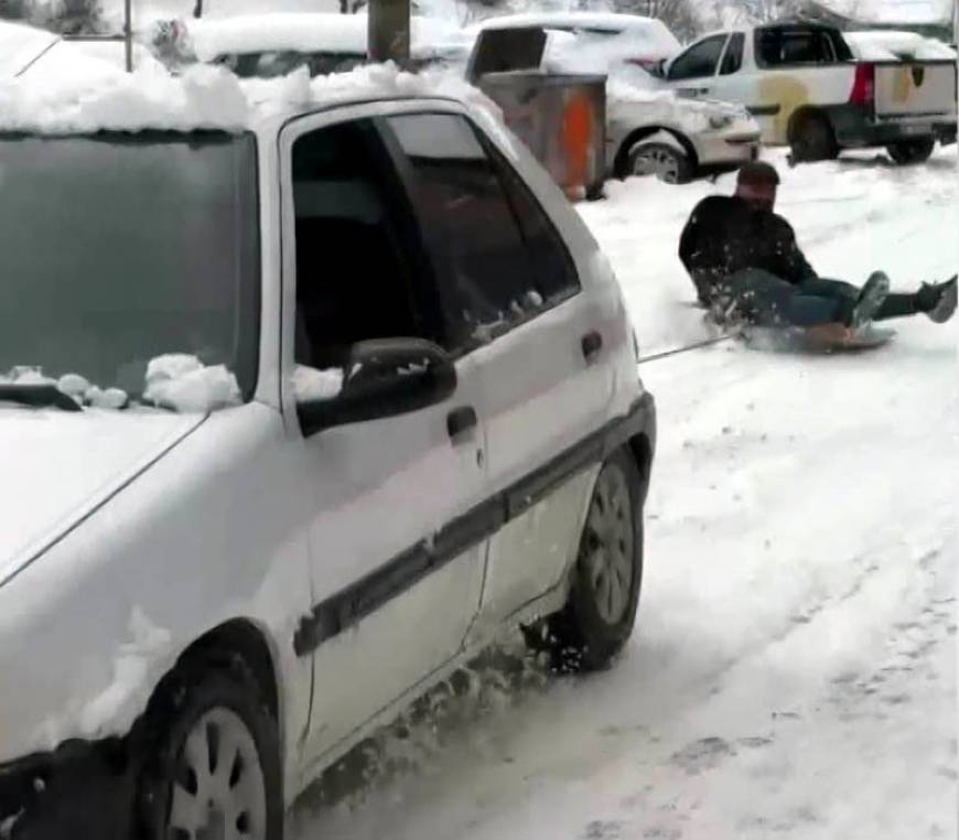 Kastamonu'da oto sanayi çalışanlarının kar keyfi