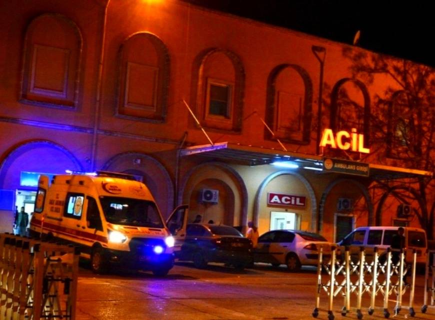 Mardin'de aileler arasında silahlı 'kız isteme' kavgası: 10 yaralı