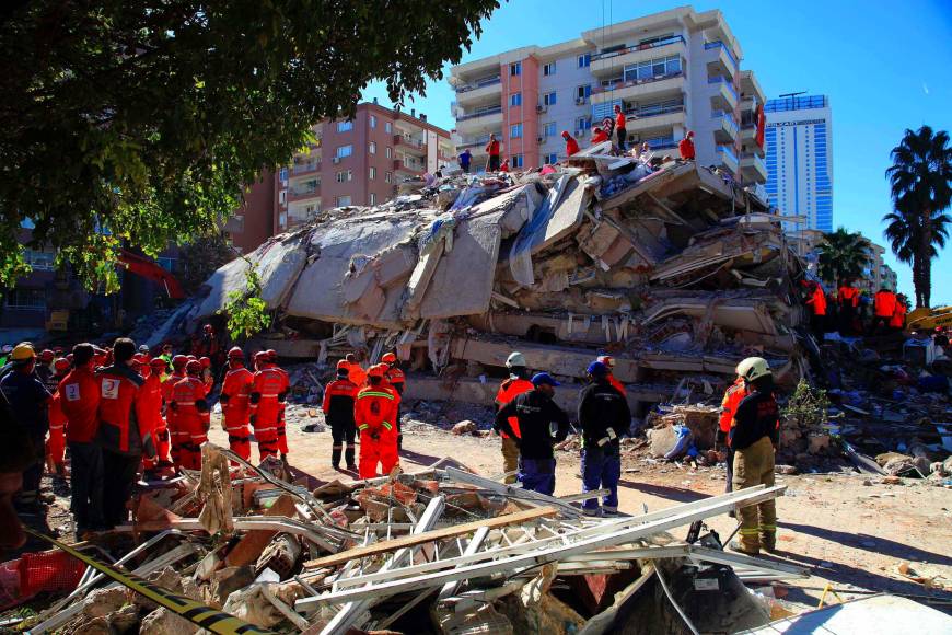 'İzmir'de afetlere karşı pozisyon alınmalı, gerçeklerle yüzleşilmeli'