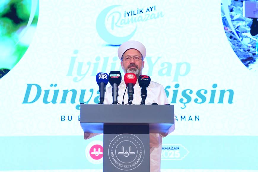 Ali Erbaş: Deprem bölgesinde 135 bin vatandaşımıza iftar sofrası kurulacak